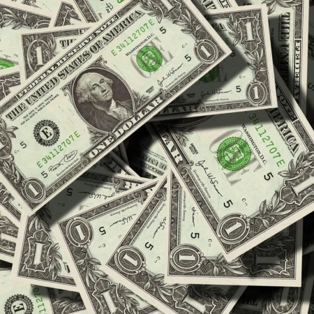 Is a Strong Currency a Sign of a Strong Economy?